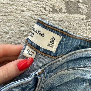 Abercrombie the mom high rise jeans